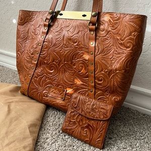 Patricia Nash Leather Tote + Wallet